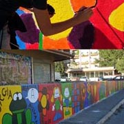 laboratorio e murales con i bambini di Bastogi